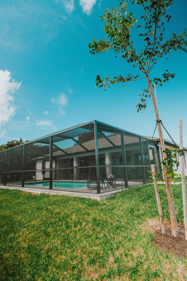 The Basilican Cape Coral Esterno foto